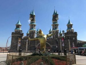 فيالاند الطبيعة الخلابة والطبيعة الساحرة