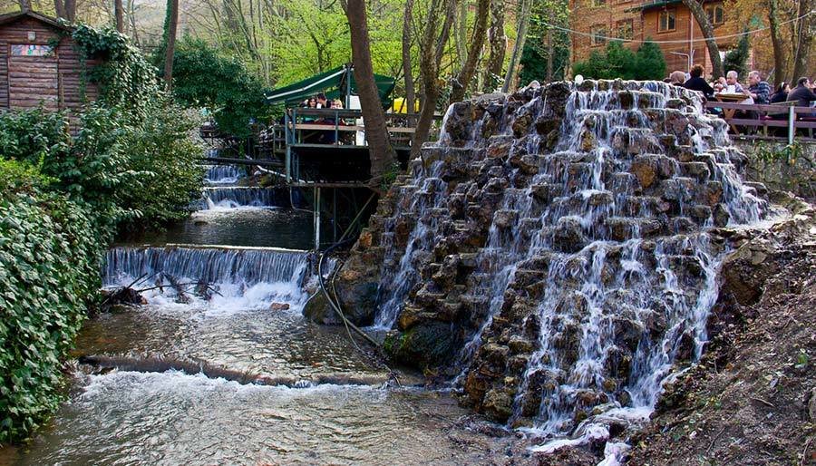 قرية-المعشوقية