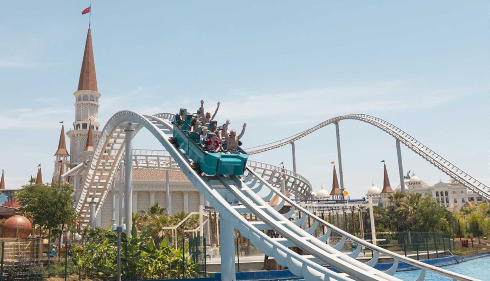 منتجع أرض الأساطير