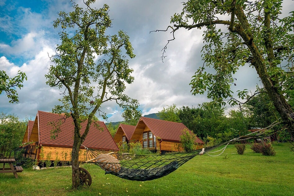 شيلا أغوا كم تبعد عن اسطنبول