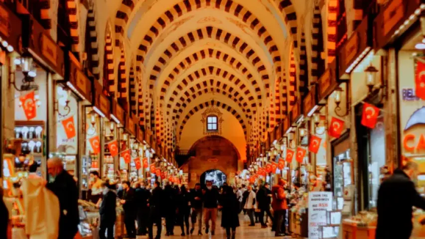 بماذا تشتهر إسطنبول؟