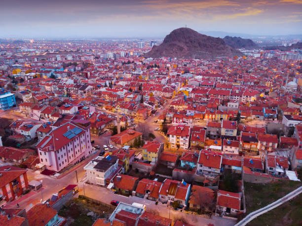 كم تبعد سامسون عن اسطنبول