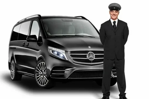 مميزات النقل الخاص مع سائق يتكلم العربية